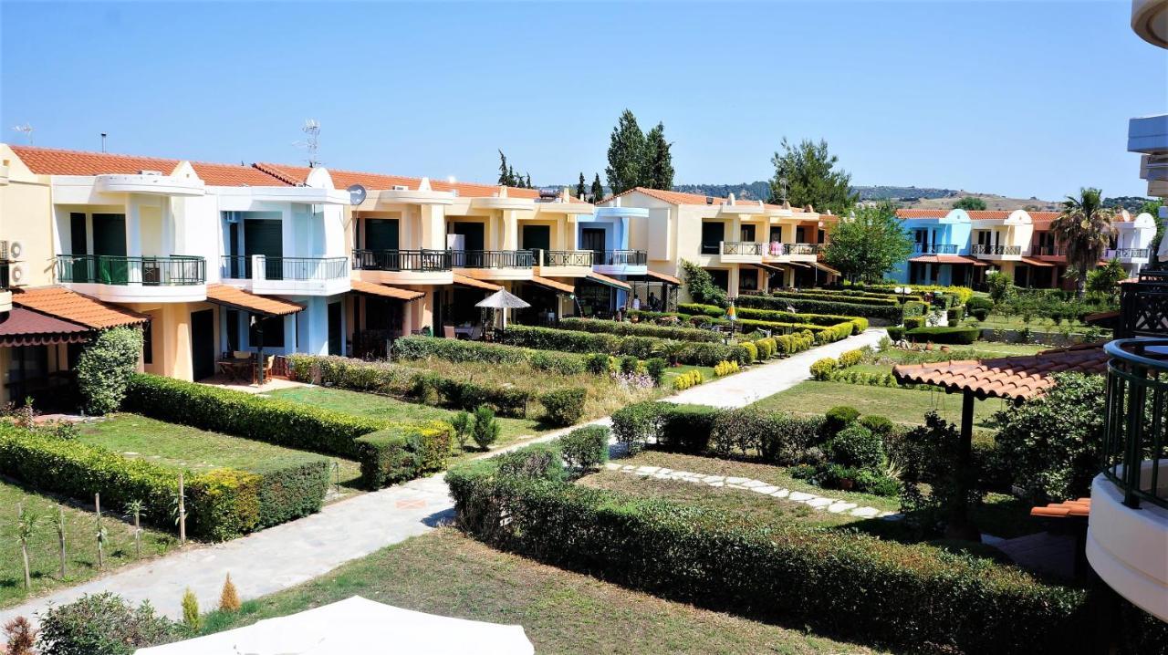 Eva'S Houses Nikiti Bagian luar foto