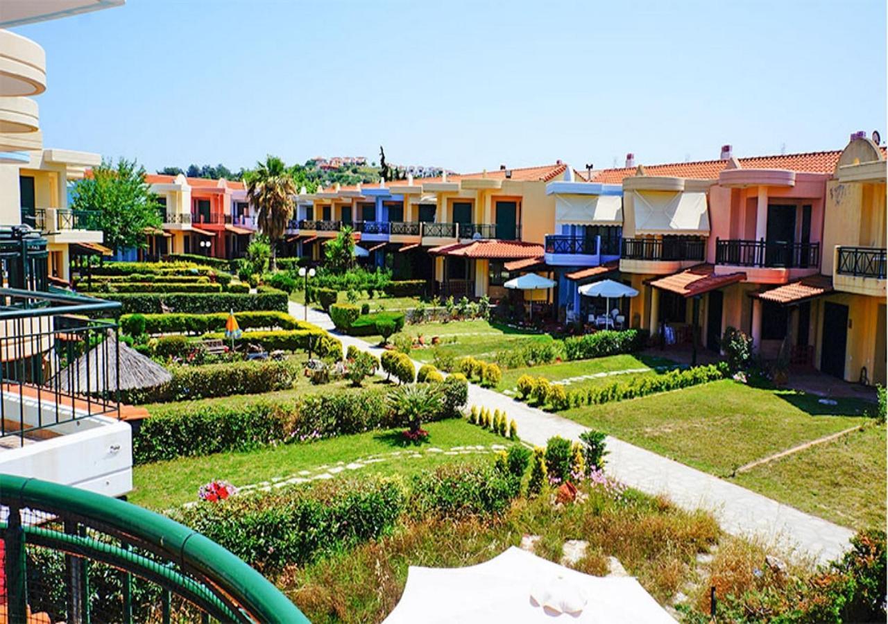 Eva'S Houses Nikiti Bagian luar foto